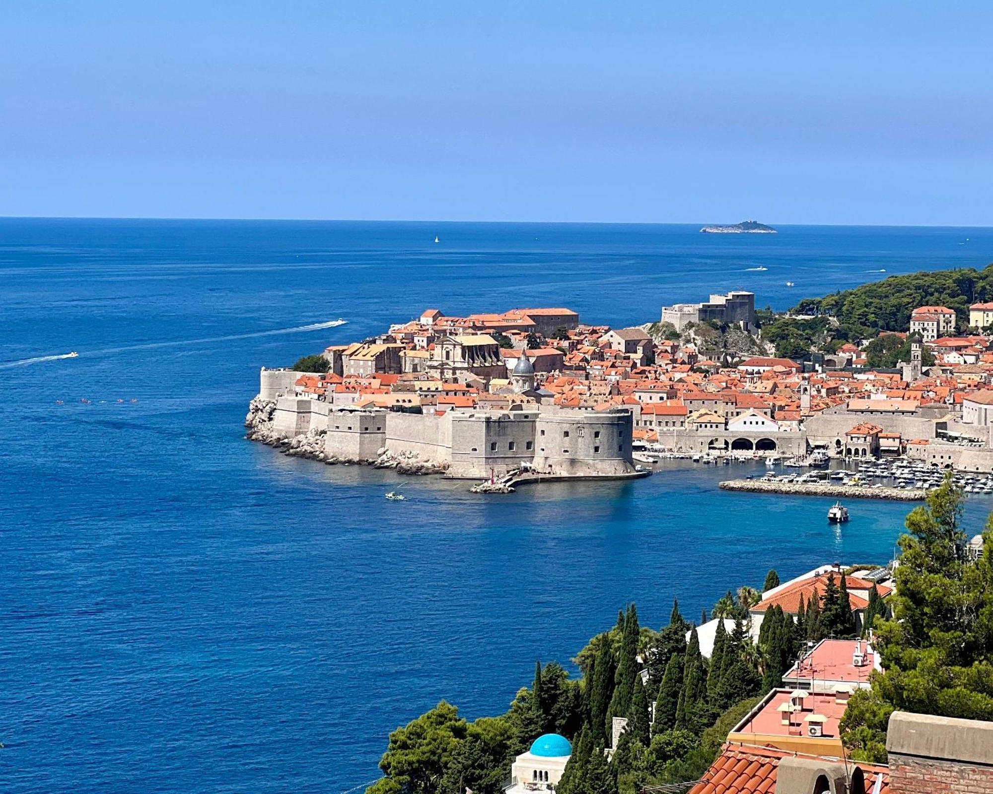 Three Bedroom Apartment With Old Town View - Orlanda'S Apartment Dubrovnik Eksteriør bilde